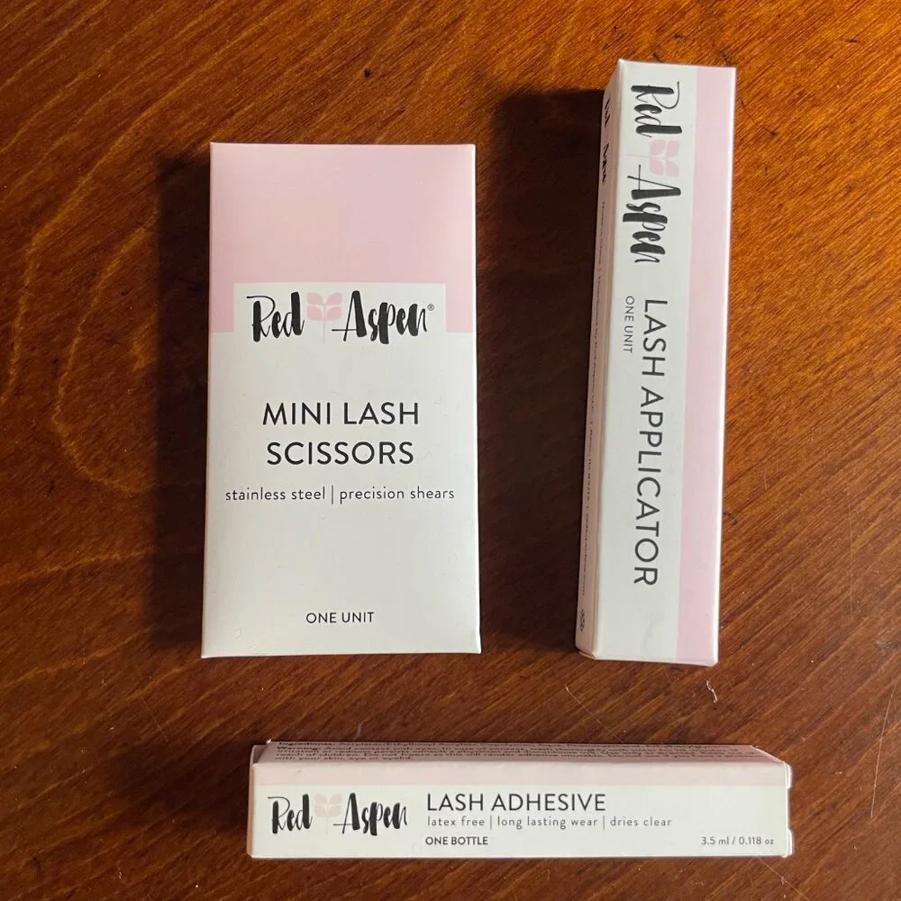NEW Red Aspen Luxe Lash Kit: Adhesive, Mini Scissors & Applicator
